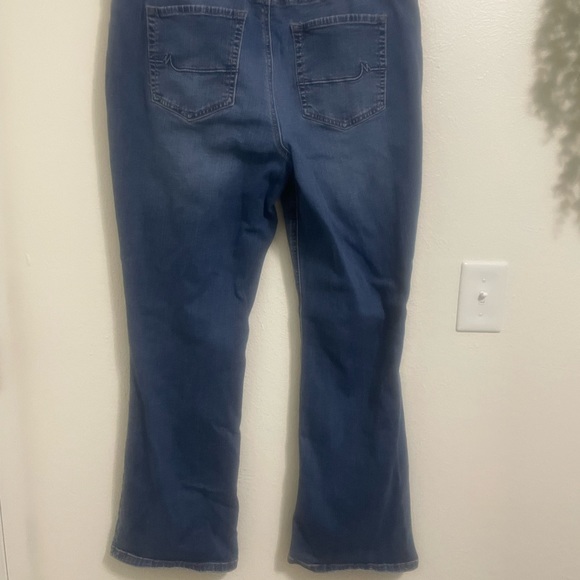 Bootcut Jeans - Picture 2 of 4